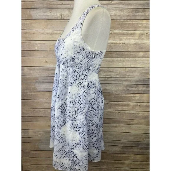 Jessica Simpson Size 4 Dress Blue White Pleated Lined Size Zip Faux Wrap Style - Picture 4 of 11